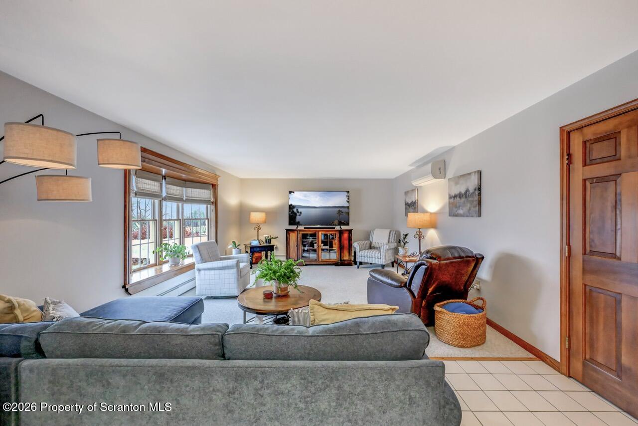15 Longview Terrace