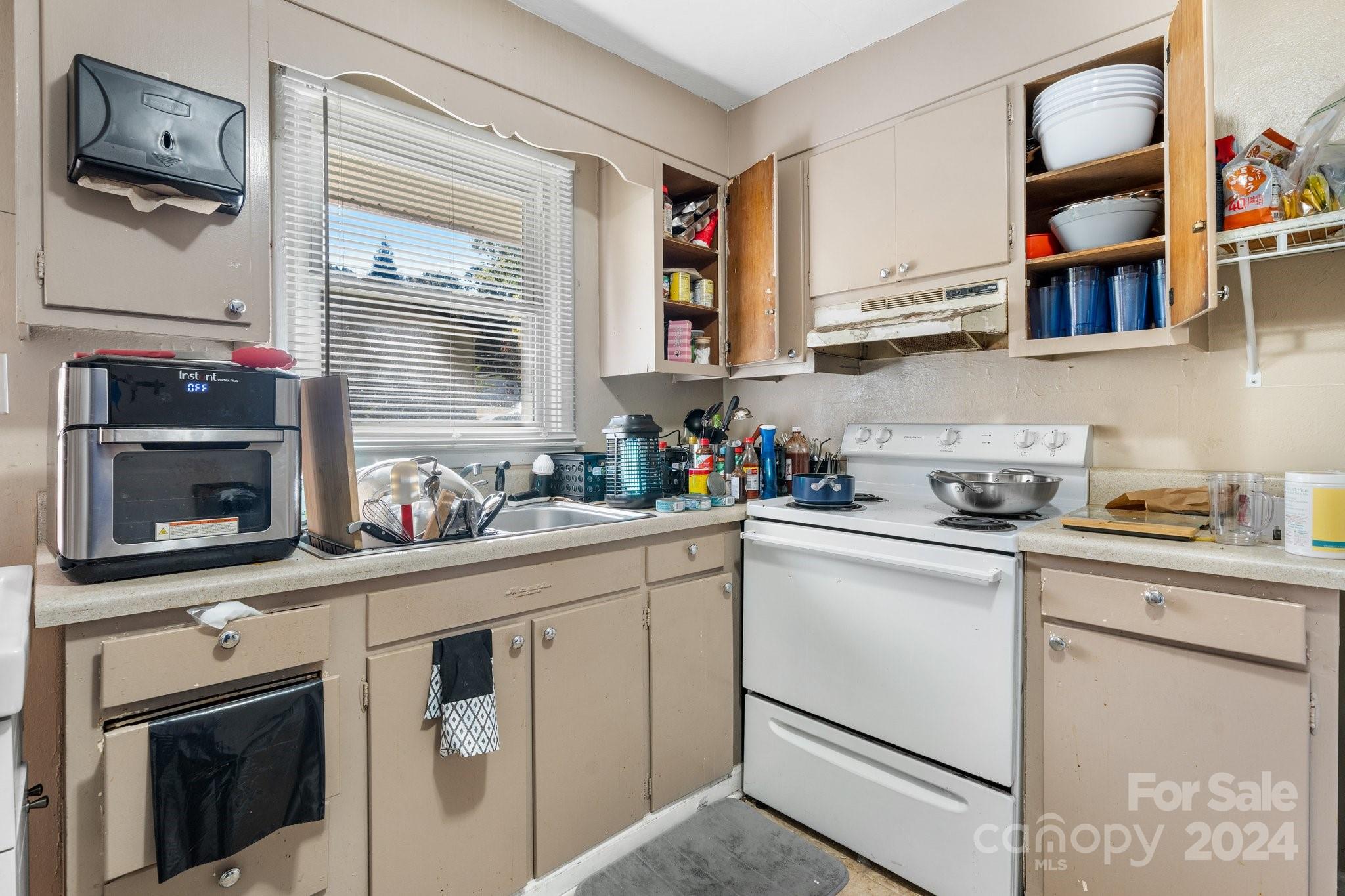 1816 & 1818 22nd Street NE