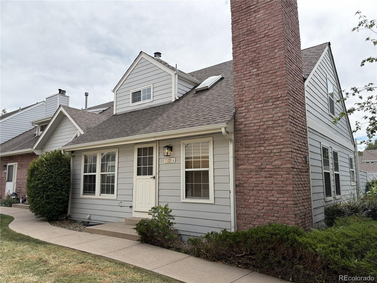 Welcome to this cozy, end unit townhouse nestled in a mature Littleton community, ideally located near scenic trails, parks, and the Colorado foothills. The bright and inviting interior features skylights that fill the home with natural light, along with an upper-level loft that's perfect for a home office or flexible living space. Enjoy the spacious back patio, ideal for morning coffee, outdoor dining, or entertaining. The finished basement provides valuable additional living space, while the two-car garage offers convenience and extra storage. A wonderful blend of comfort, functionality, and Colorado living!