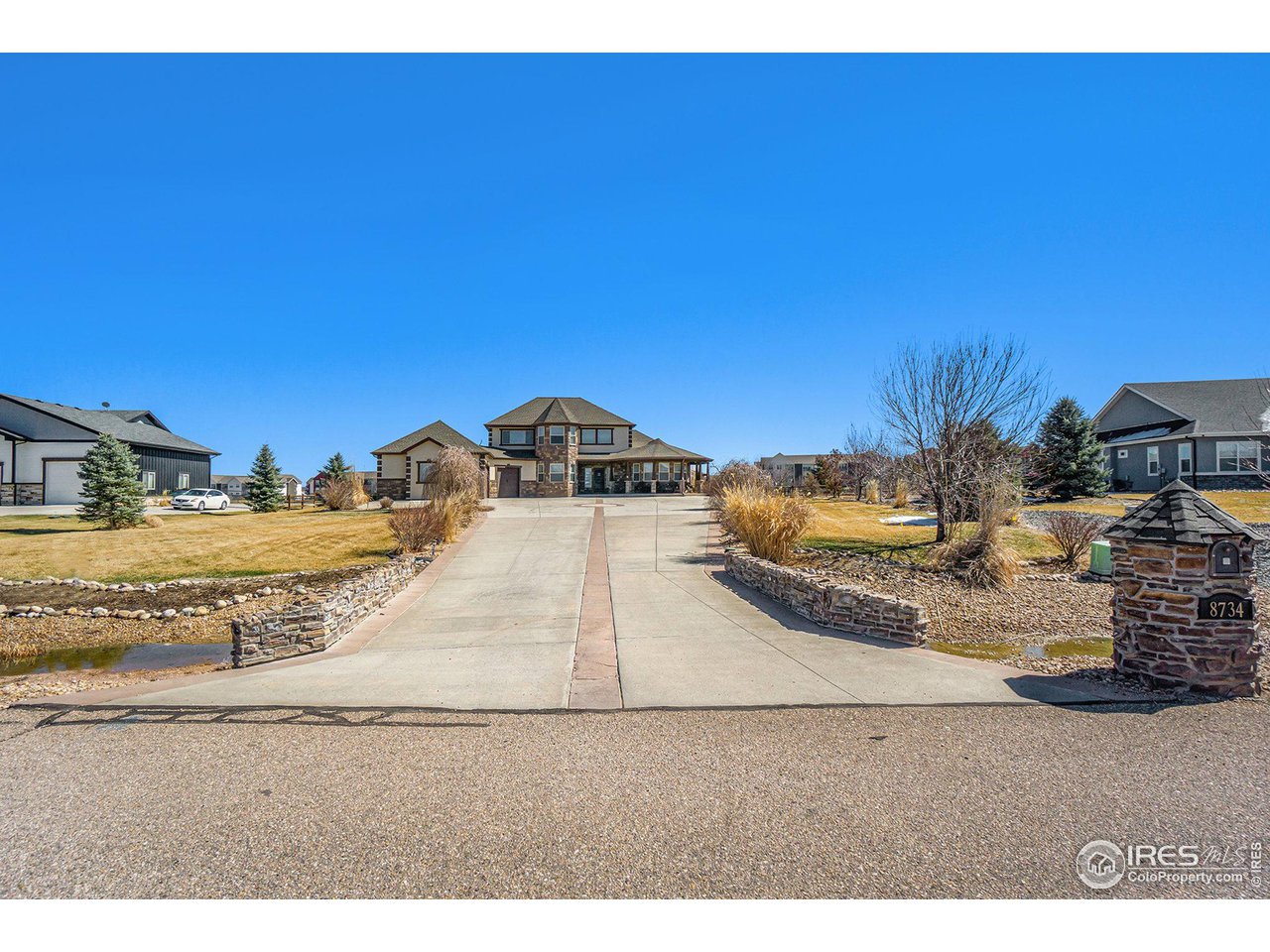 8734 Longs Peak Cir