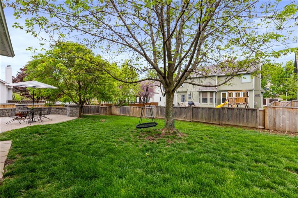 9407 W 124th Terrace