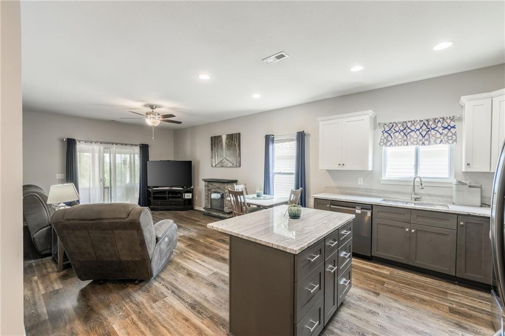 7816 NW 124th Street