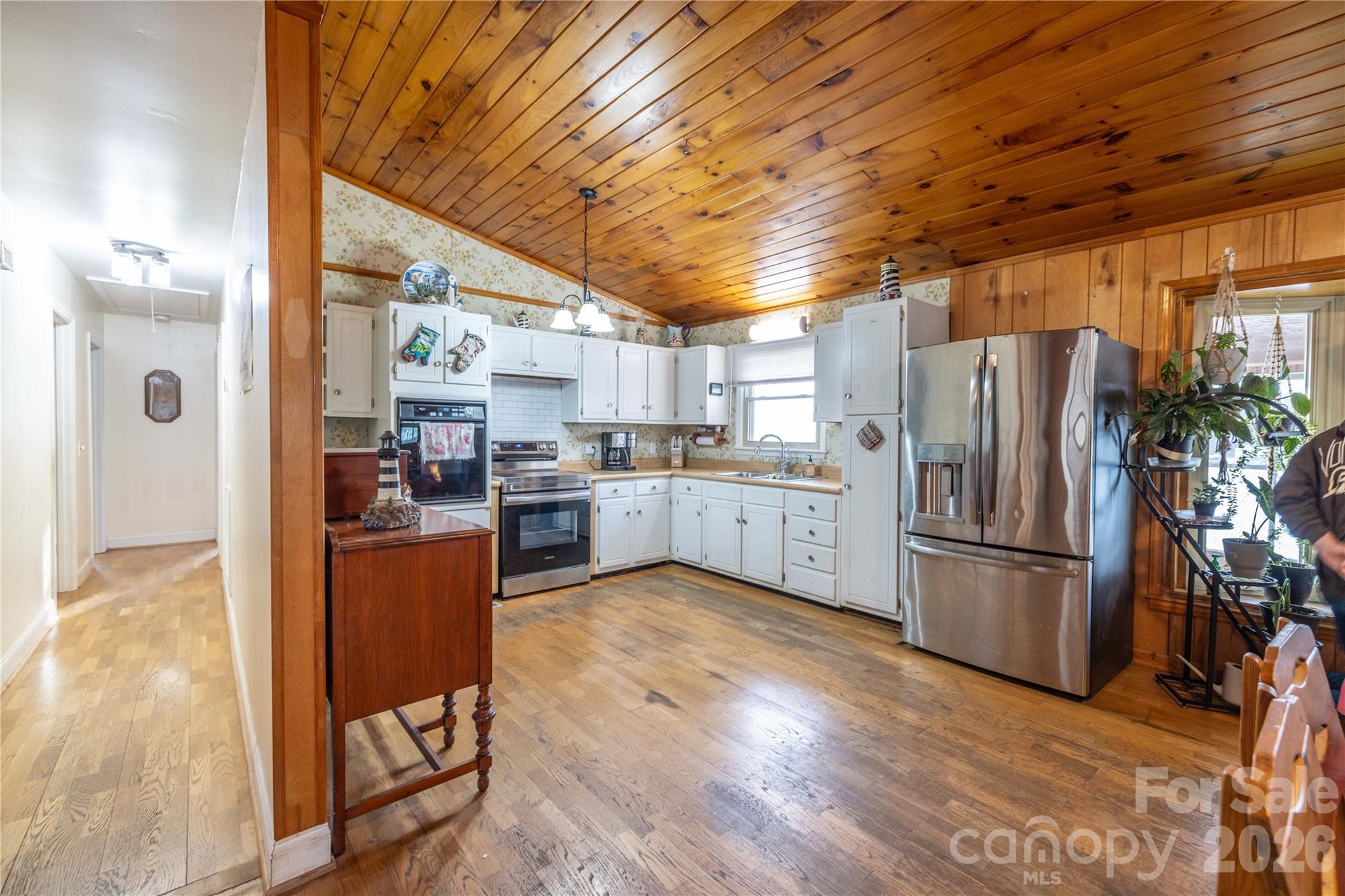 304 Fairfield Court