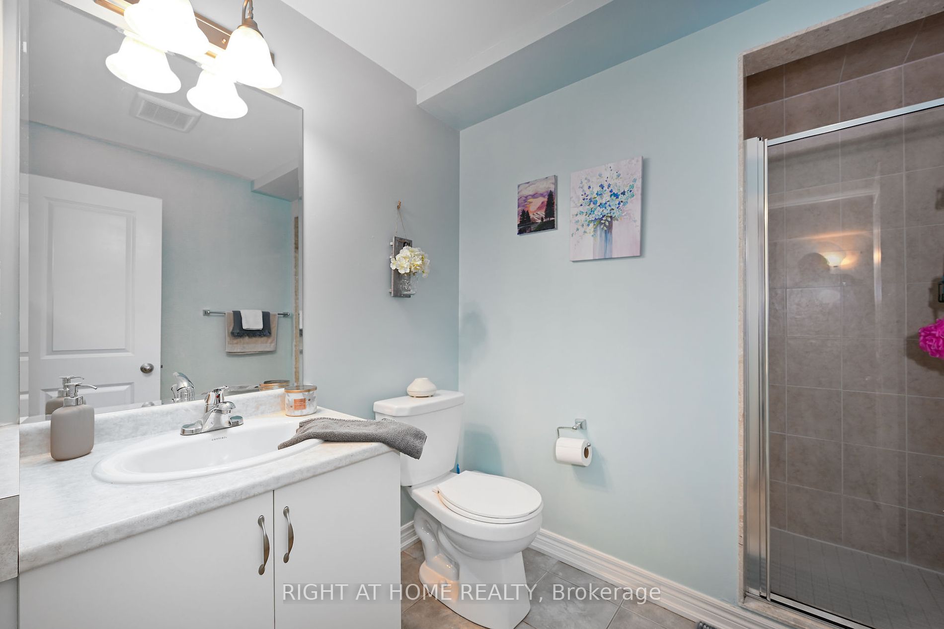80 Fingland Cres