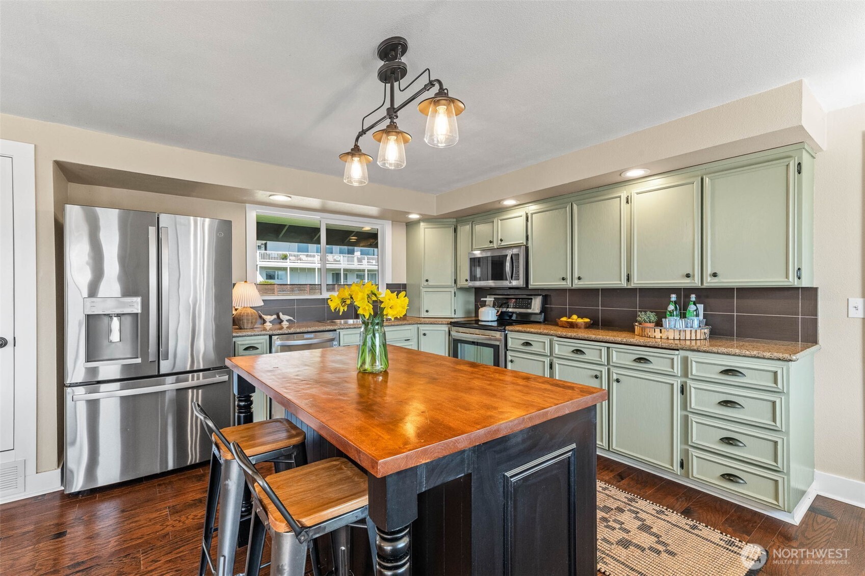 2809 Moorelands Avenue NW