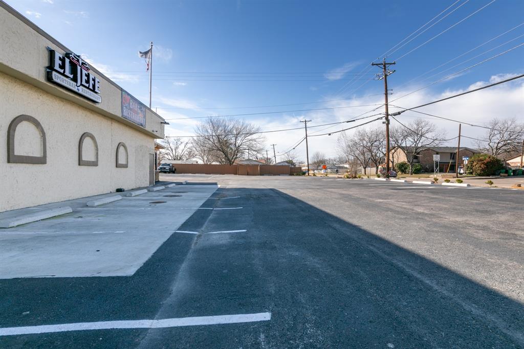 4250 Broadway Avenue