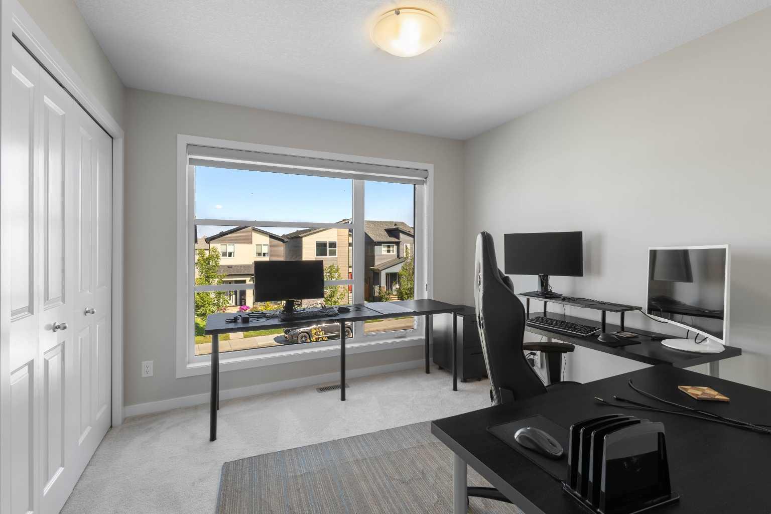 33 Walcrest Way SE