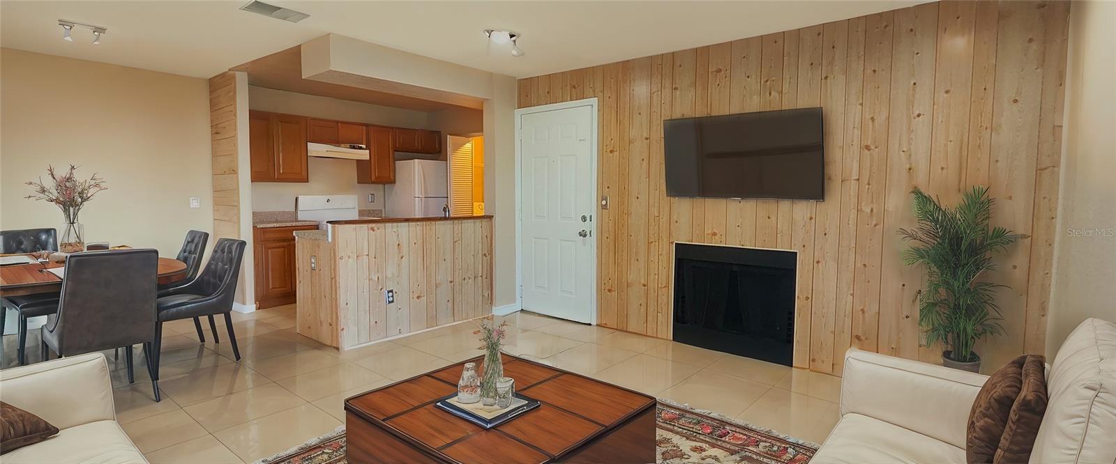 2550 N Alafaya Trail 10110