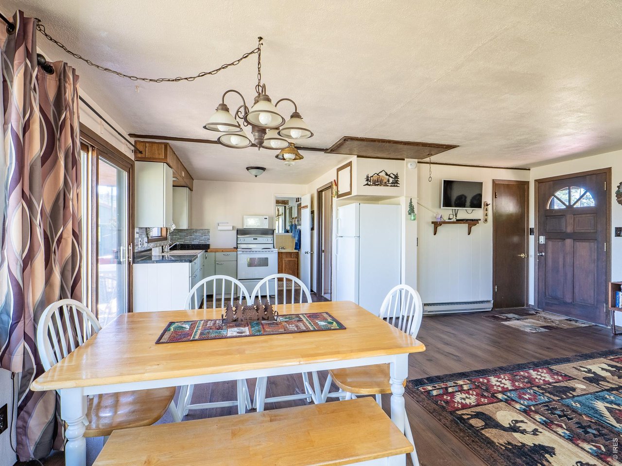 478 Wapiti Rd