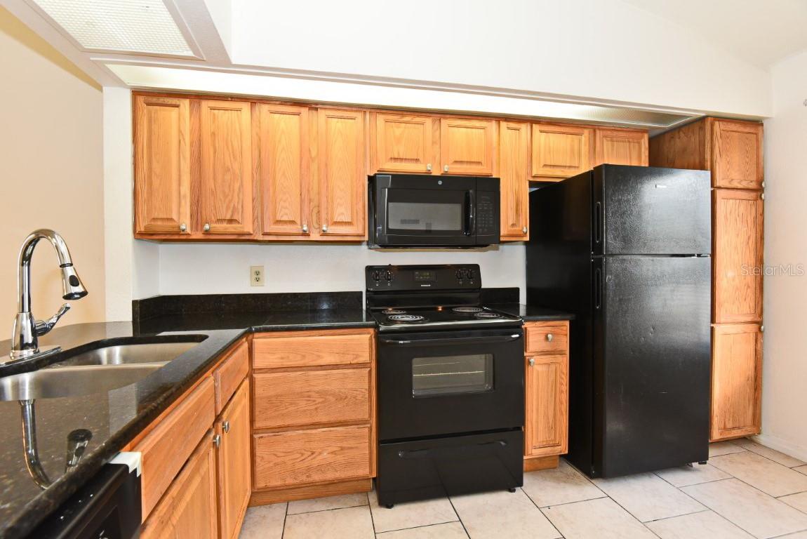 2809 Waxy Willow Lane