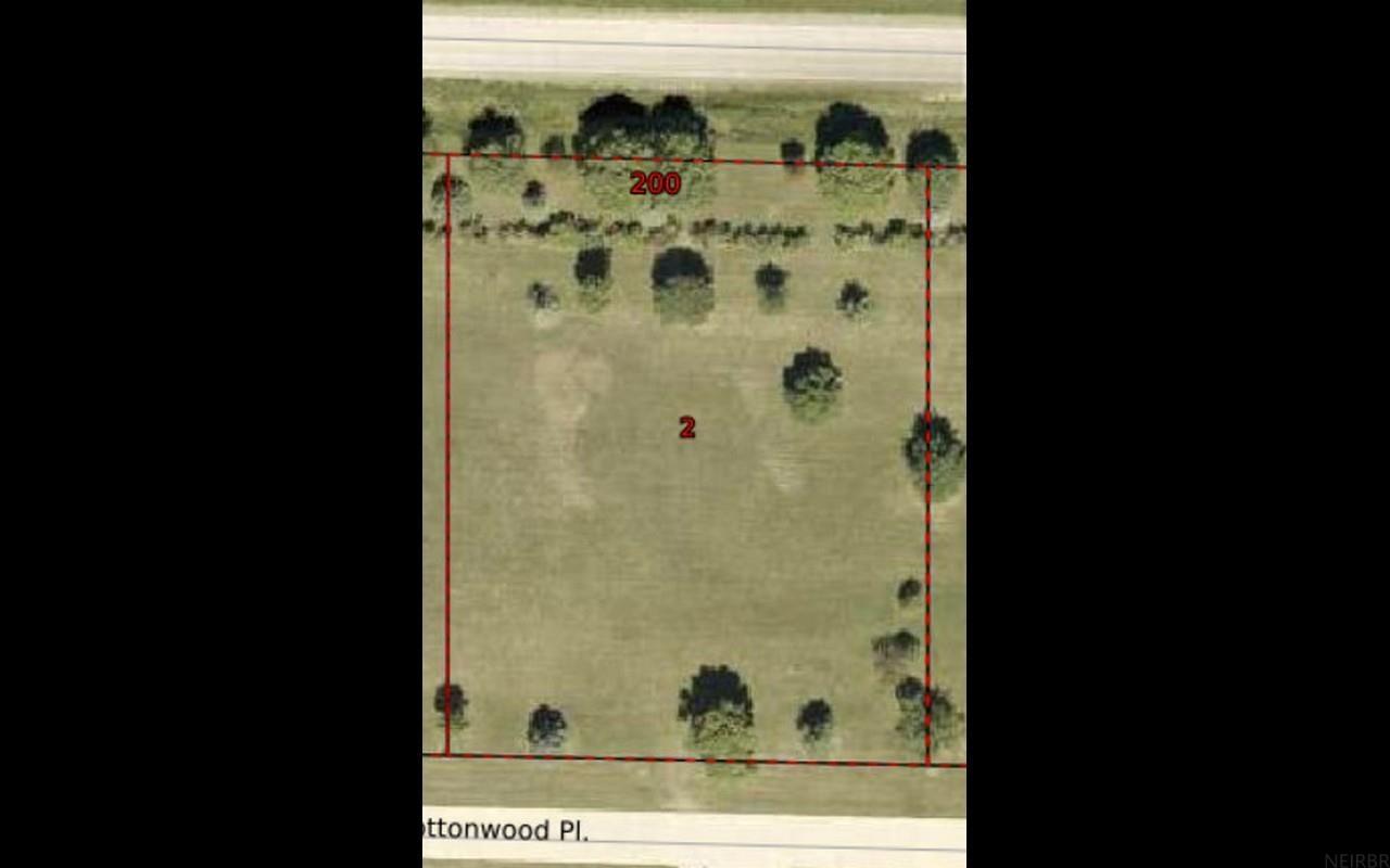 Outstanding building lots in a picturesque residential setting. Spacious parcel sizes ranging from 1.03 acres to 1.4 acres in size. Quiet country living conveniently located East of Charles City, just North of the Cedar Ridge Golf Course and minutes from downtown, US Hwy 18 and the Avenue of The Saints. Concrete streets throughout the development plus established, mature trees and privacy plantings.   Picturesque views in a peaceful residential setting. Oak Creek Estates is a build-ready development with existing high-end residential properties throughout the neighborhood. All lots are priced at $35,000.00.
