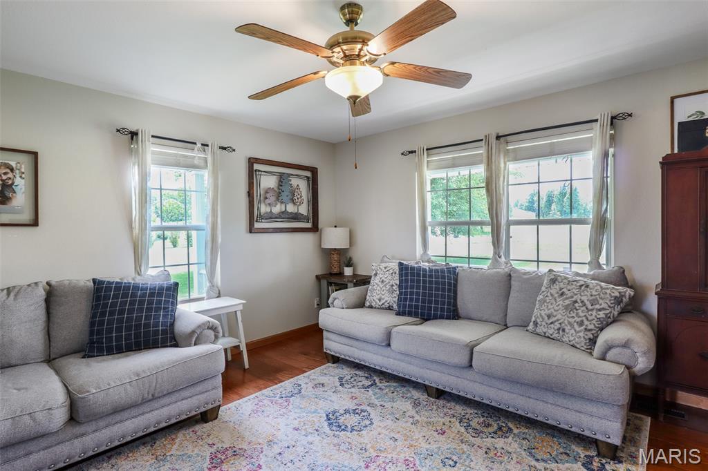 301 Ridgewood Court