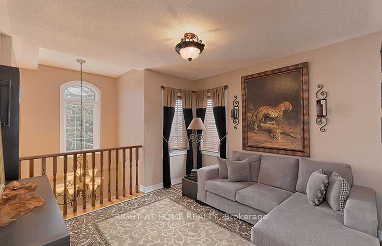 81 Fermar Dr
