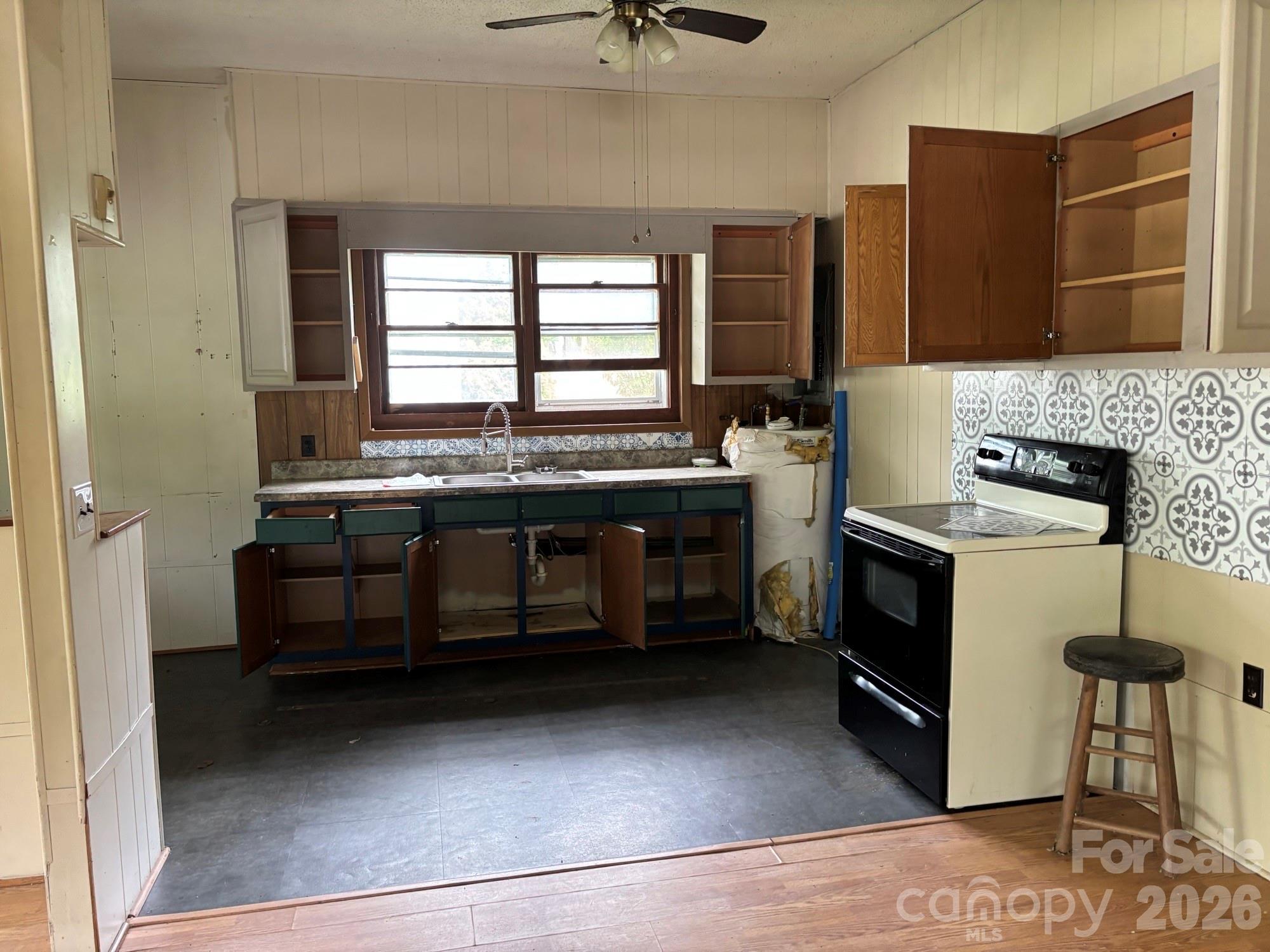 86 Jack Sullins Road