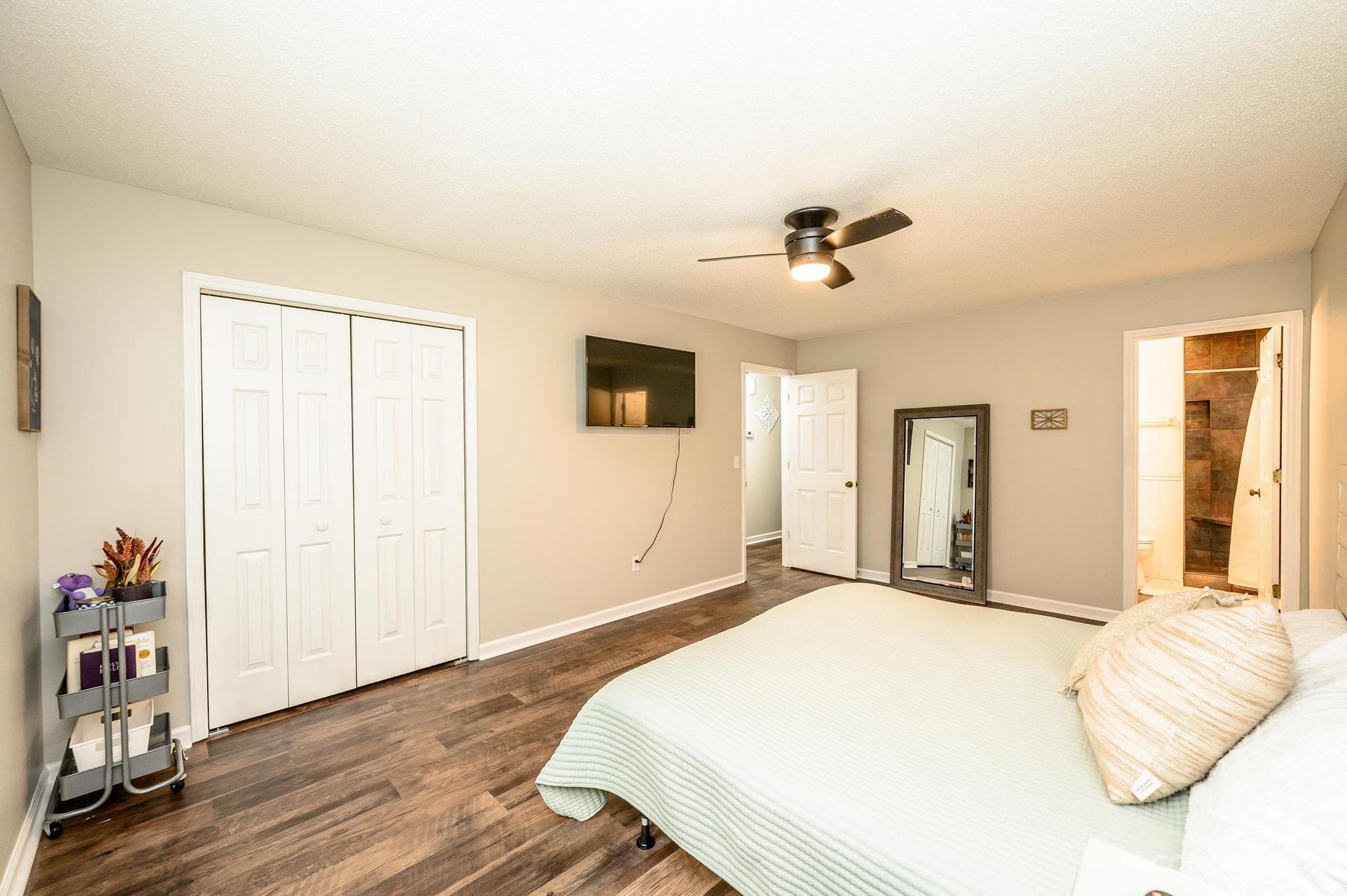 117 Windy Oaks Court