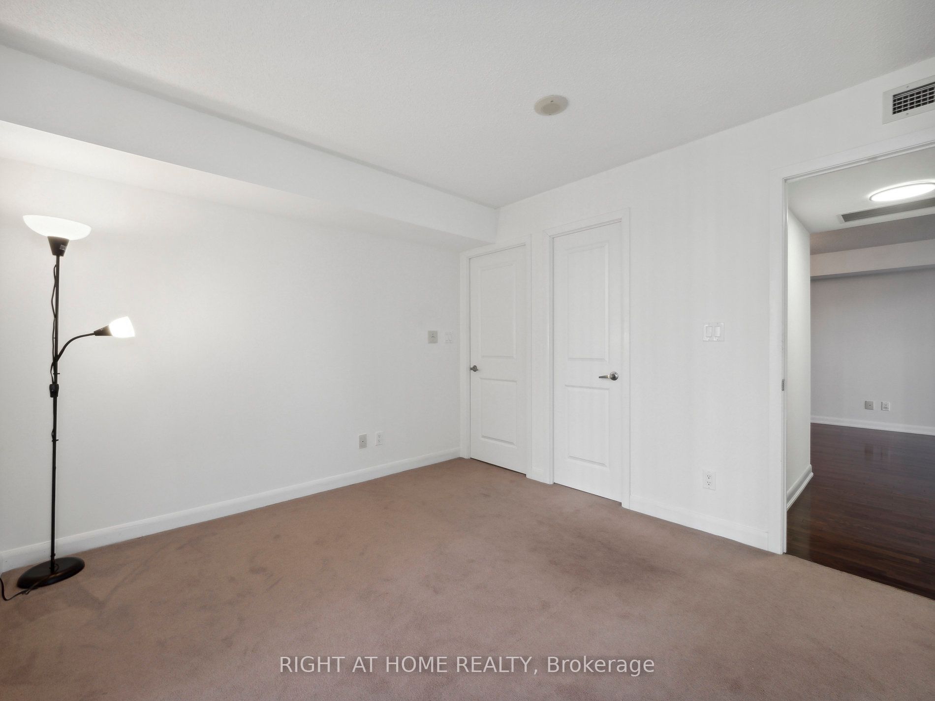 5791 Yonge St 1009