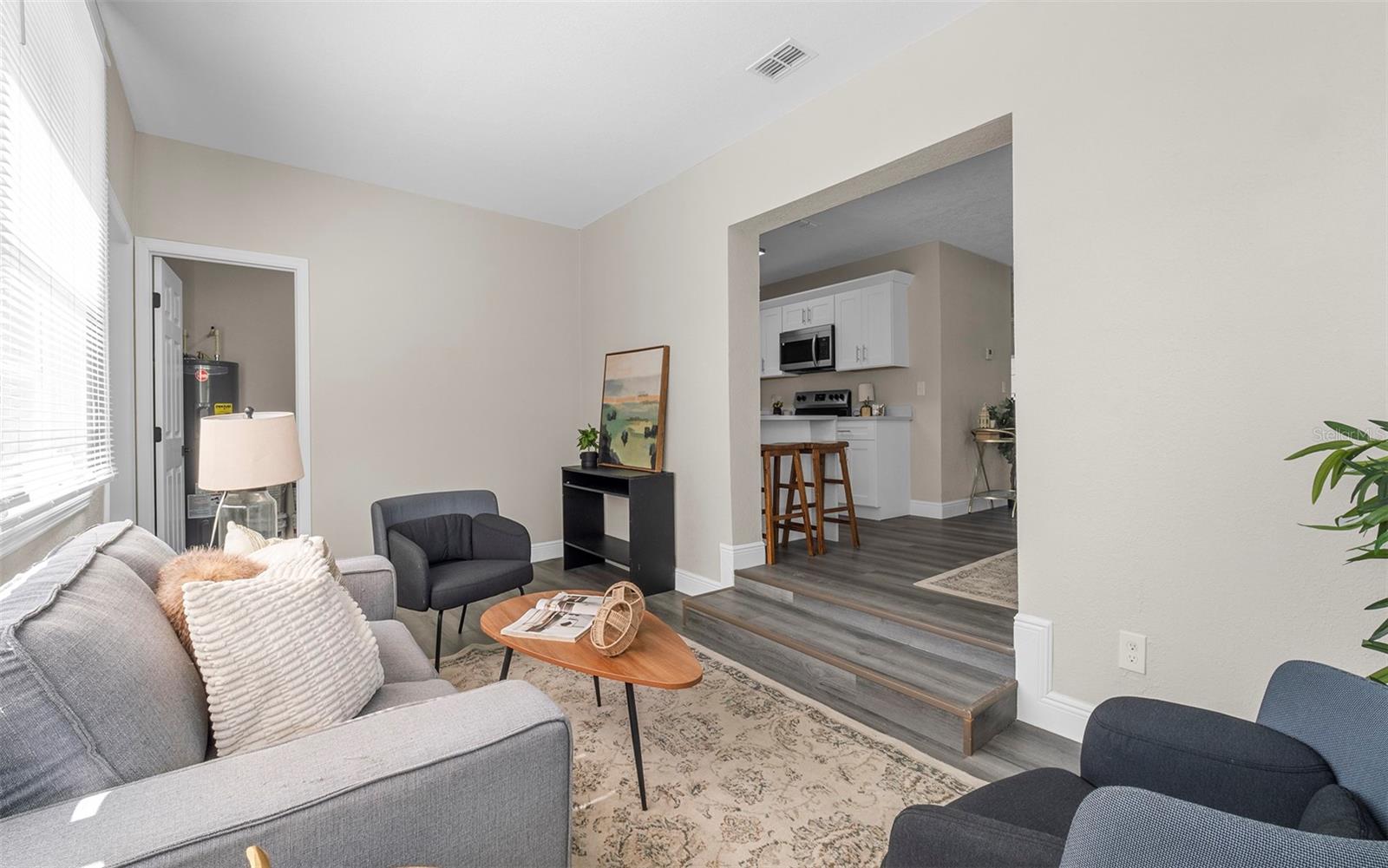 3907 W Walnut Street