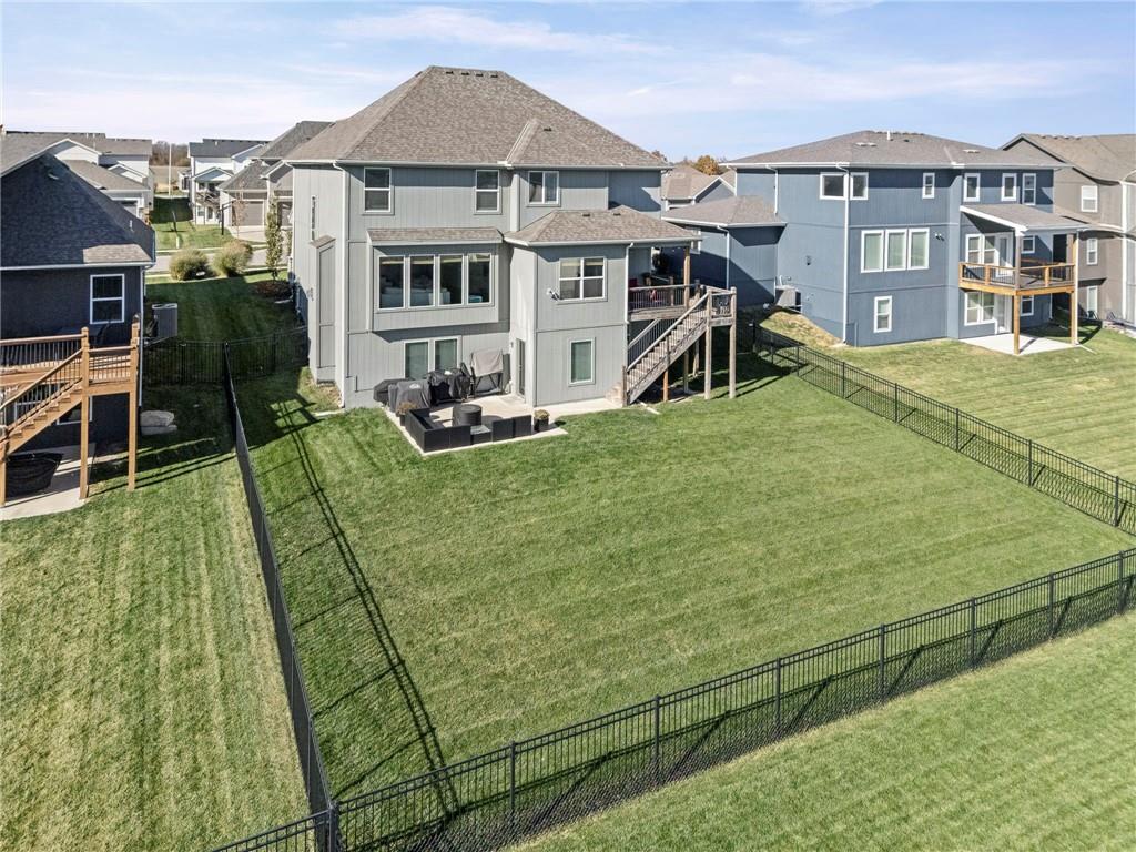 7613 N Tullis Avenue