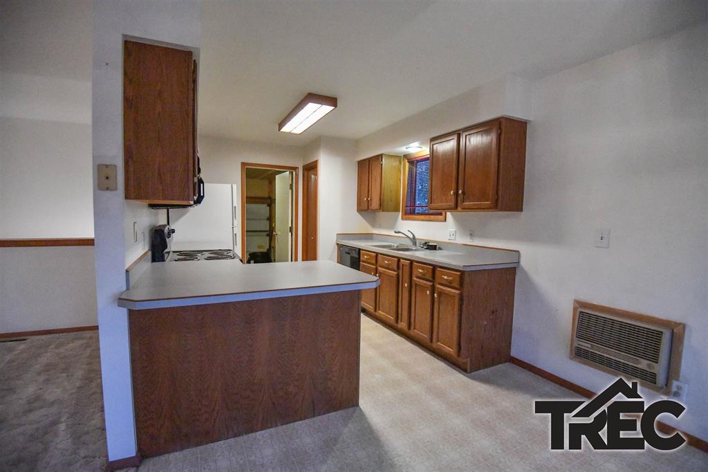 115 E 7th