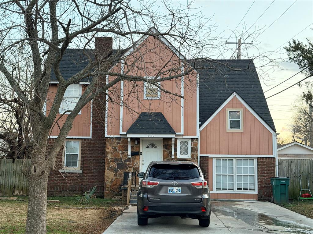 Located in the desirable Putnam Heights area, this spacious home offers a flexible two-level layout with 4 bedrooms or 3 and a study,  two full bathrooms and 1 half bath. The floor plan provides multiple living areas and generous square footage, allowing for comfortable everyday living and adaptable use of space.Built with brick and frame construction, the home sits on an interior lot in an established neighborhood known for its character and proximity to central Oklahoma City amenities. Convenient access to major roadways places dining, shopping, downtown, and surrounding districts just minutes away.A solid opportunity in a well-established area with long-term appeal.Property is tenant occupied—please do not disturb tenants.