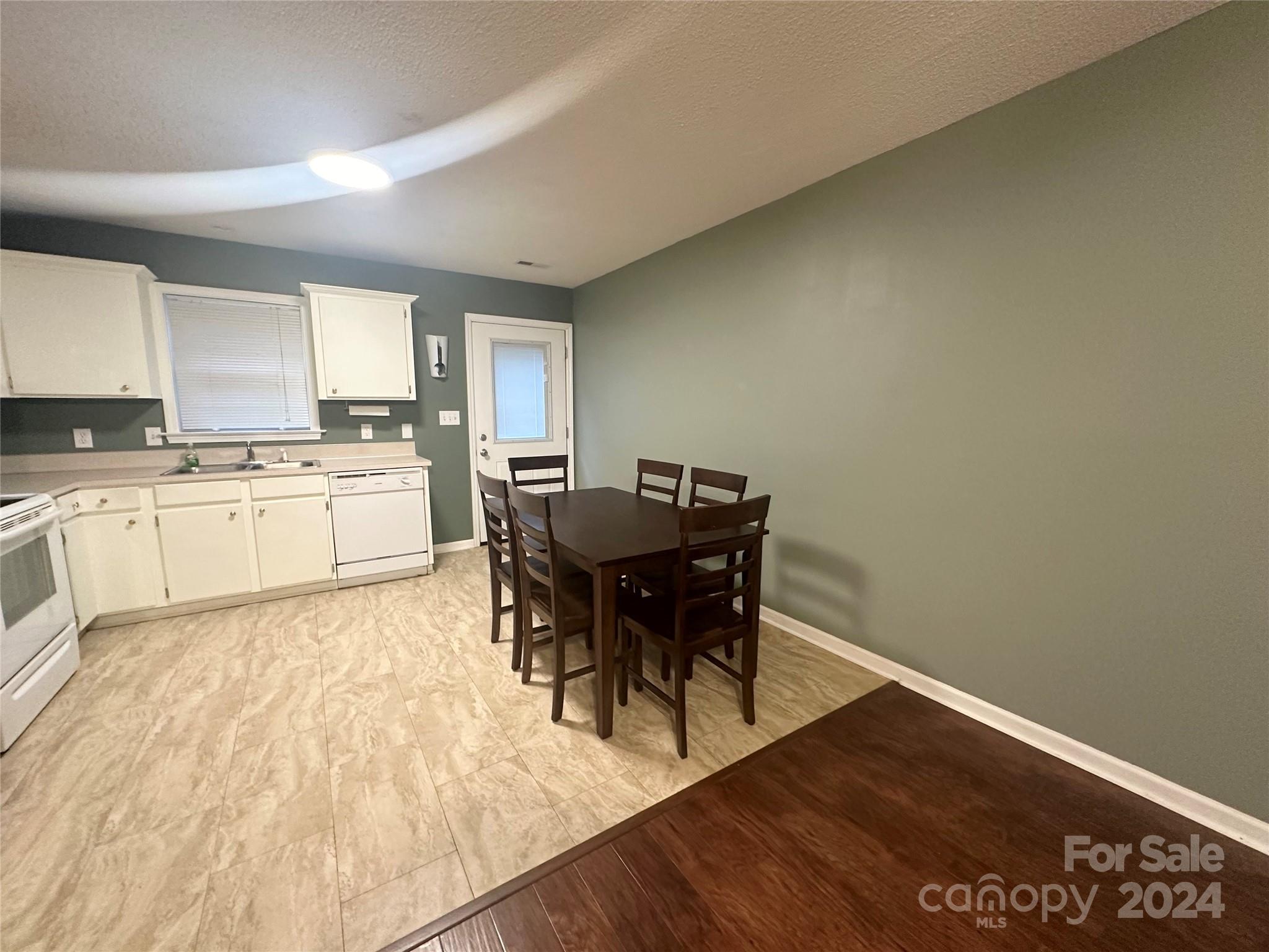 1796 Redberry Lane