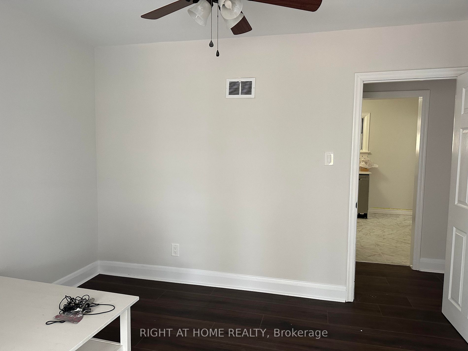 18 Ridgewood Ave