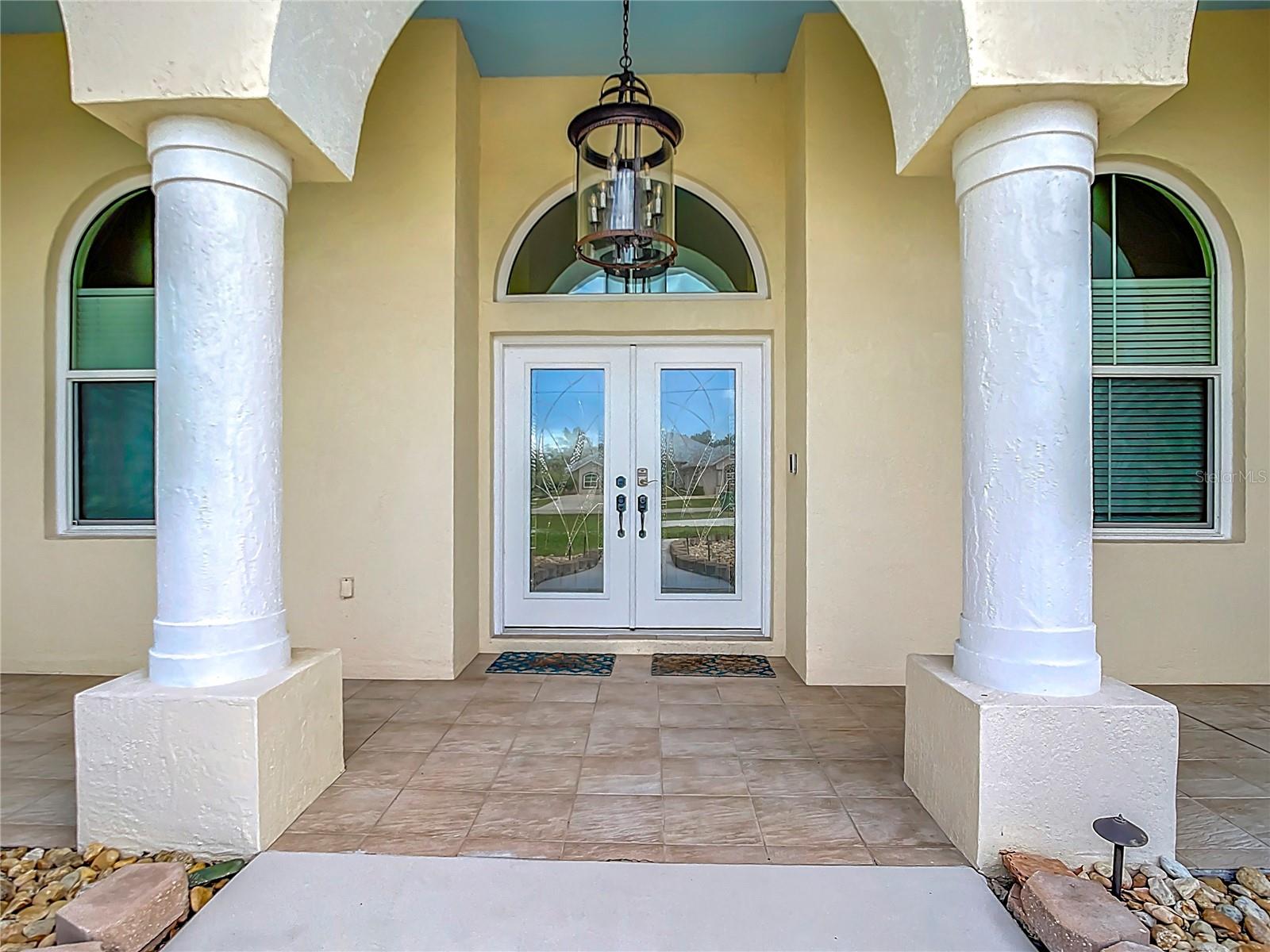 613 Boundary Boulevard