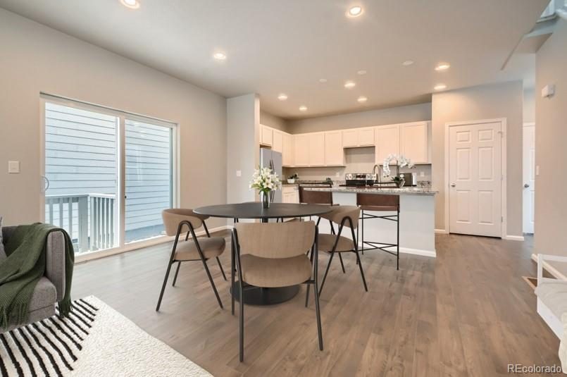 6605 N Cathay Street