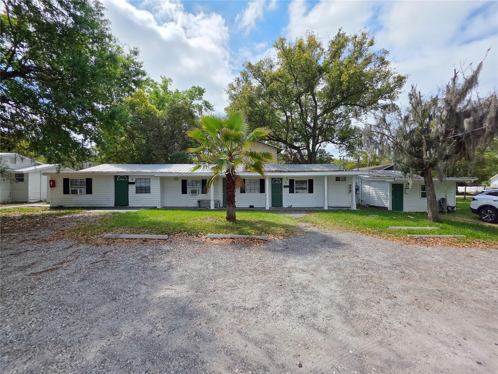 501 W Baker Street