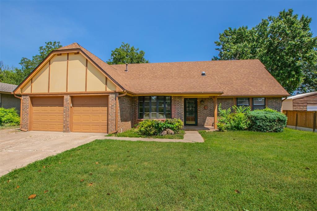 Discover the welcoming atmosphere of 1231 Barkley AVE, Norman, OK 73071, a ready-to-move-in single-family residence built in 1971. This inviting home, offering 4 bedrooms and 2.2 bathrooms, presents an opportunity for comfortable living and personal expression. The kitchen, designed with an open-plan concept connecting seamlessly to the living room, features a practical layout, a convenient breakfast bar, and a double oven, making it ideal for both everyday meals and entertaining. The dining area comes with great views overlooking the back yard with patio and pool. Adjacent, the living room offers a comforting fireplace, creating a focal point for relaxation and gathering. The primary bedroom and bathroom are on the first floor just off of the living area. You'll find the other bedrooms and bathrooms upstairs with the spacious bonus room. Outside, a private yard offers a tranquil retreat, complete with a patio and a private pool, perfect for leisure and recreation. Additional conveniences include a dedicated laundry room, a half bathroom and an attached two-car garage just of the kitchen. This property is an invitation to experience a lifestyle of comfort and ease. Enjoy adding your personal touch to this property to make it your own. The homeowners have done everything they can to make it move in ready so you can finish out your own updates. Extreme deep cleaning, freshly painted walls, as well as other repairs. This property has been priced well below market value for a quick sale so you can make additional updates and the seller's are having foundation work done to the property once it's under contract, so that it can be paid from closing. It's only a 10-15 minute walk to campus.