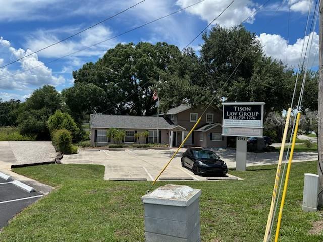 Original Carrollwood – Established professional office location – 1 block N. of Busch/Armenia intersection. Lighted pylon signage – paved parking – flexible floor plan includes a mix of private offices and support areas – New Roof in 2024 –