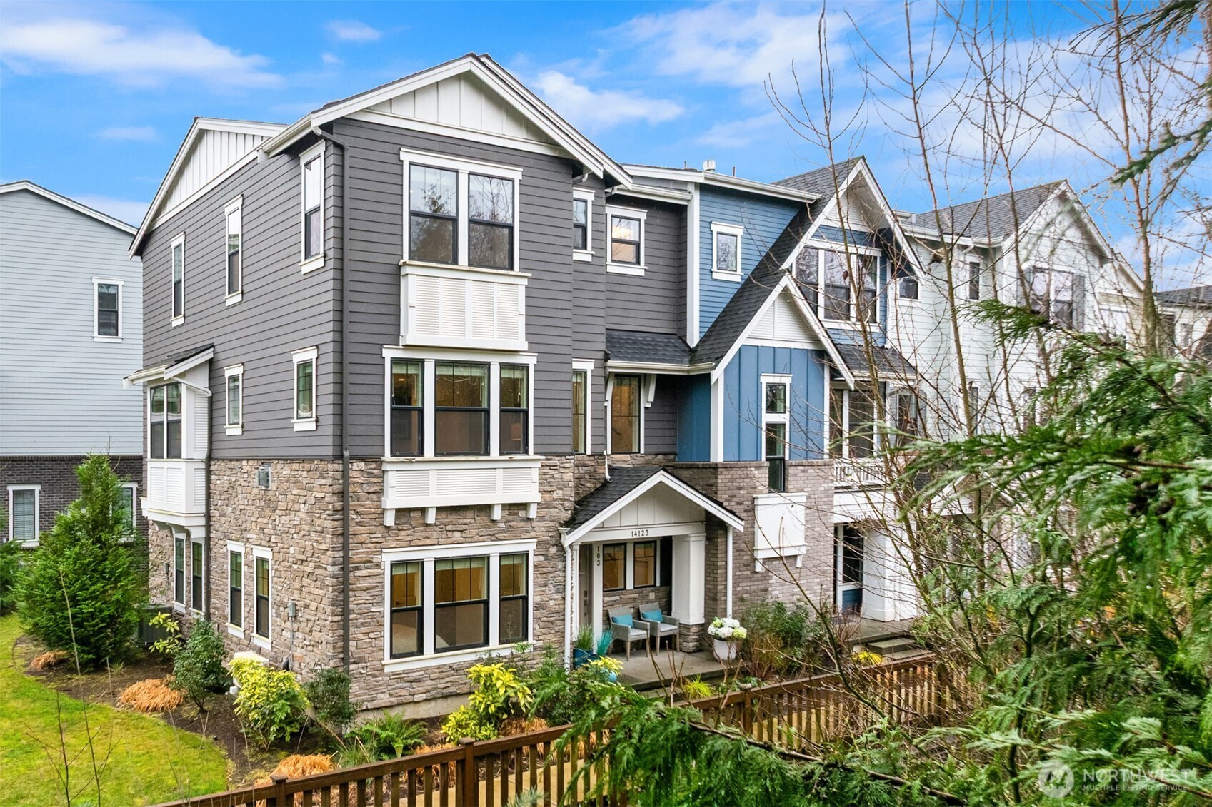 14123 266th Avenue NE 103