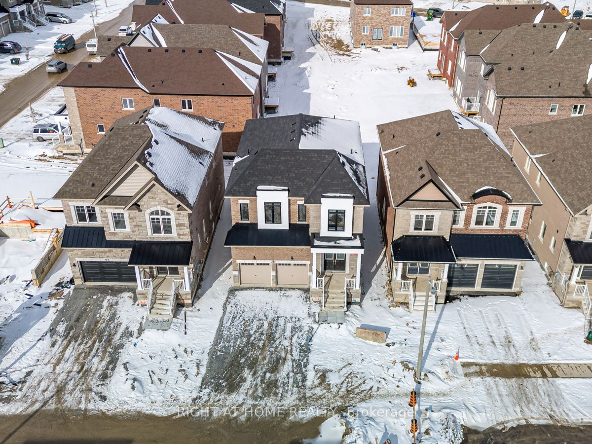 110 Seguin St