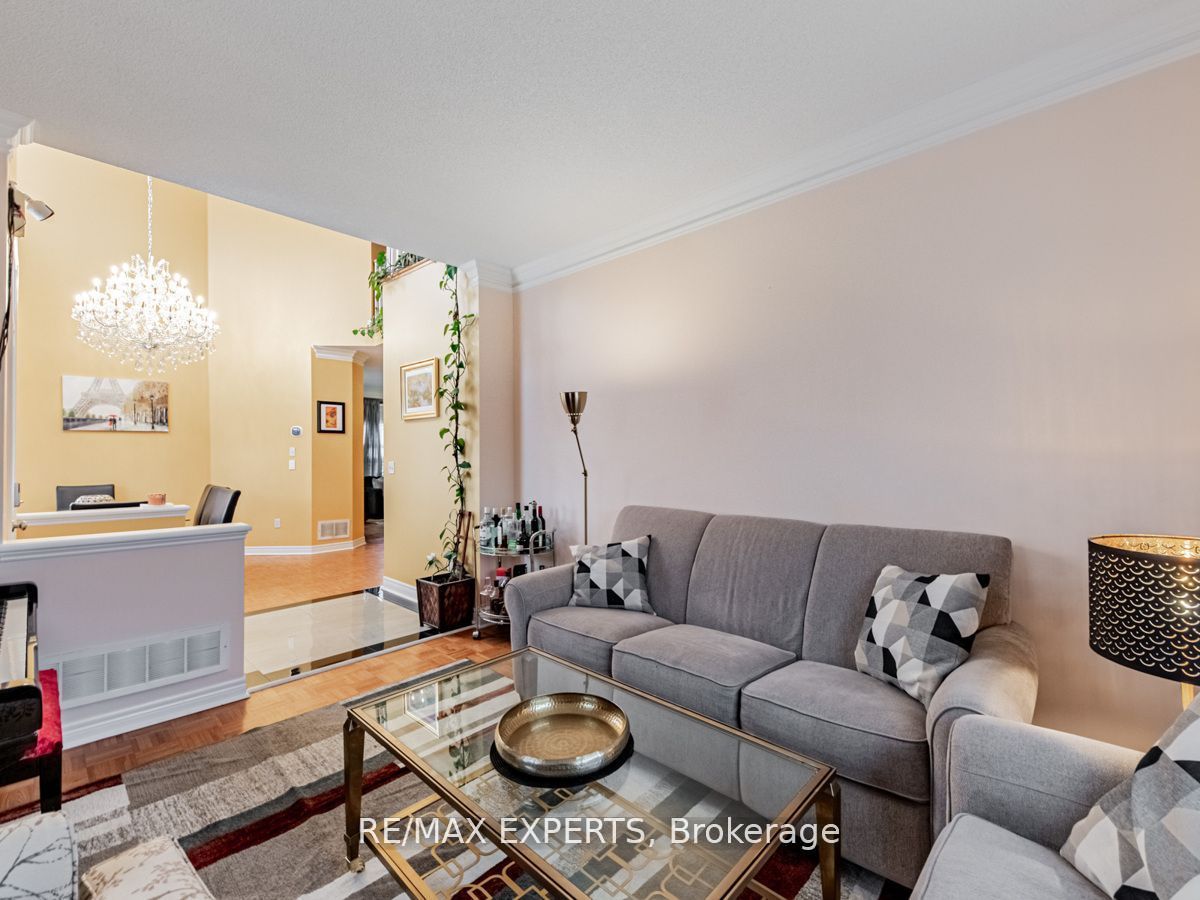 40 Signet Way
