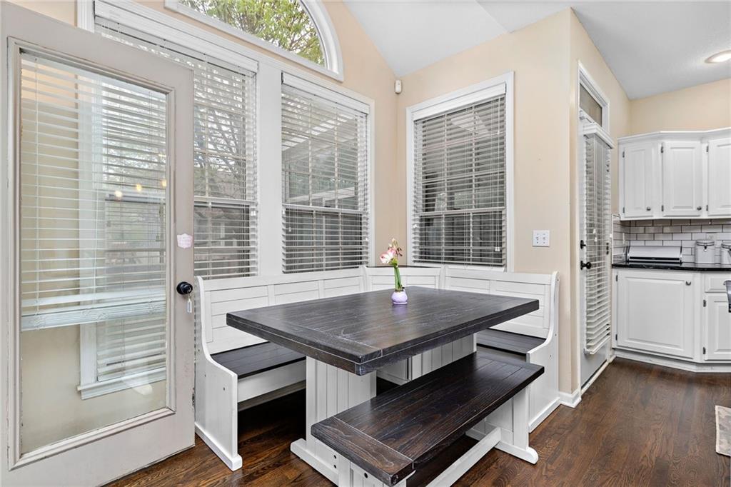 9407 W 124th Terrace