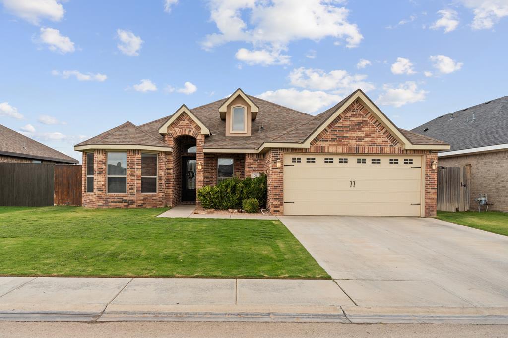 Welcome home to this like-new 3-bed, 2-bath beauty with a versatile flex room that can easily serve as a 4th bedroom, office, or playroom! The open-concept design creates a seamless flow between the spacious living area, dining space, and kitchen. The private primary suite offers a relaxing retreat with a large walk-in closet and well-appointed bath. Step outside to enjoy the extended covered patio, providing the perfect space for backyard gatherings and outdoor relaxation.