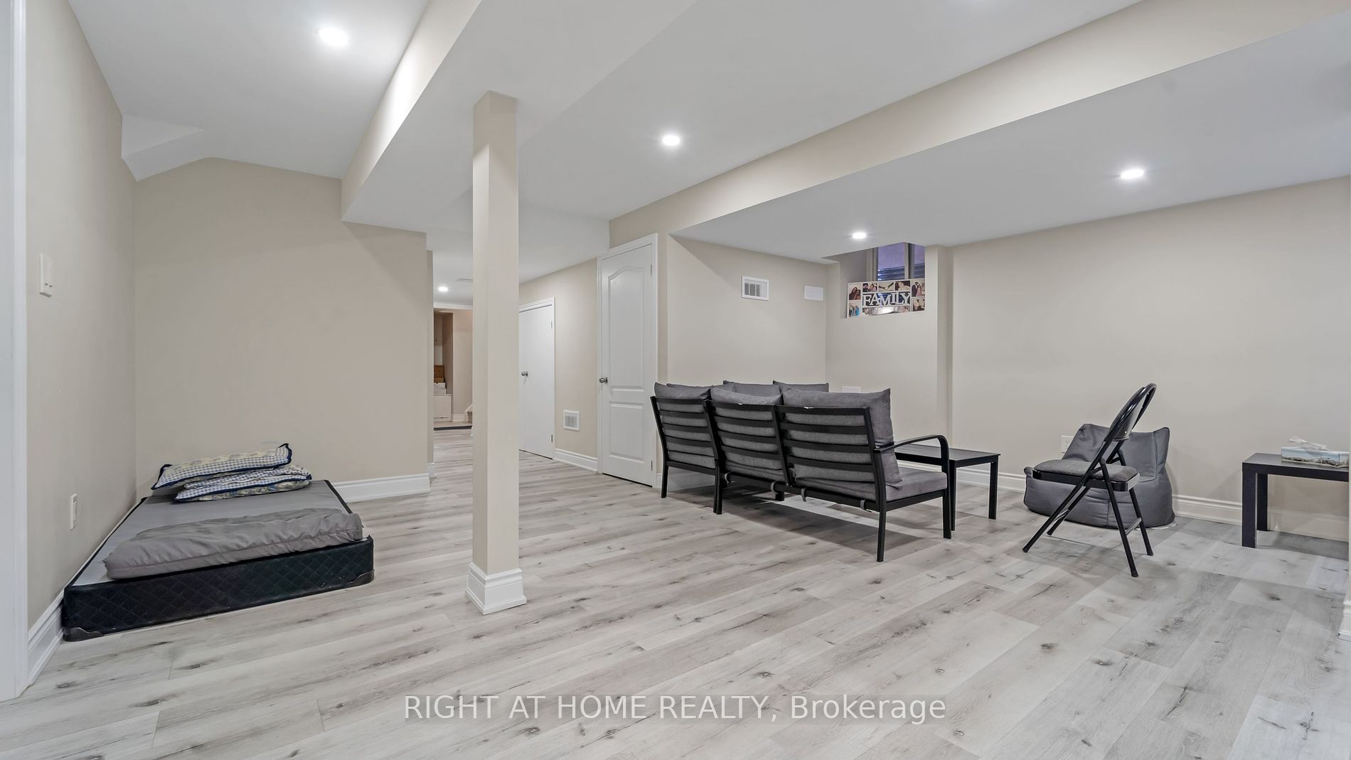 29 Argelia Cres