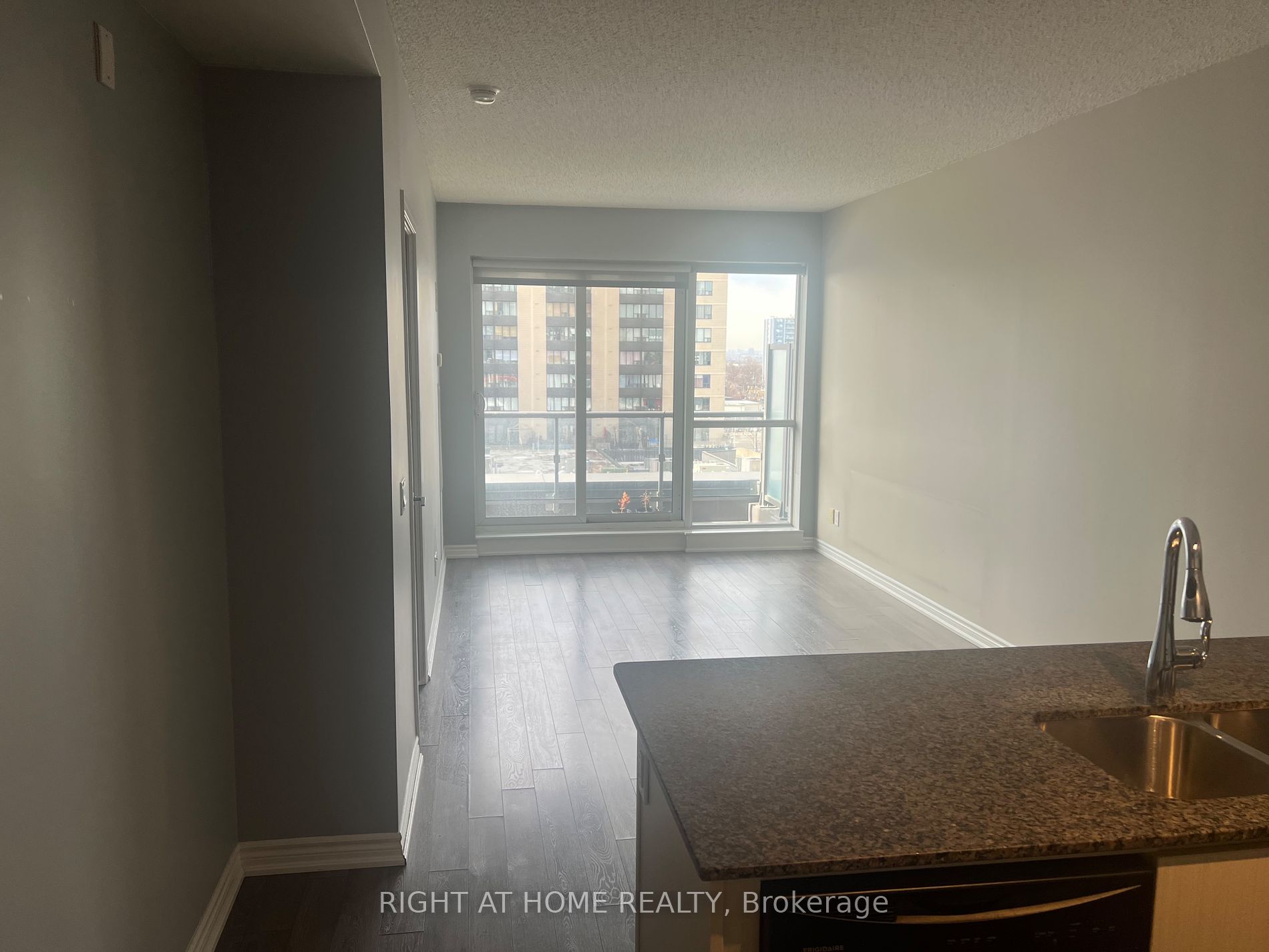 15 James Finlay Way 601