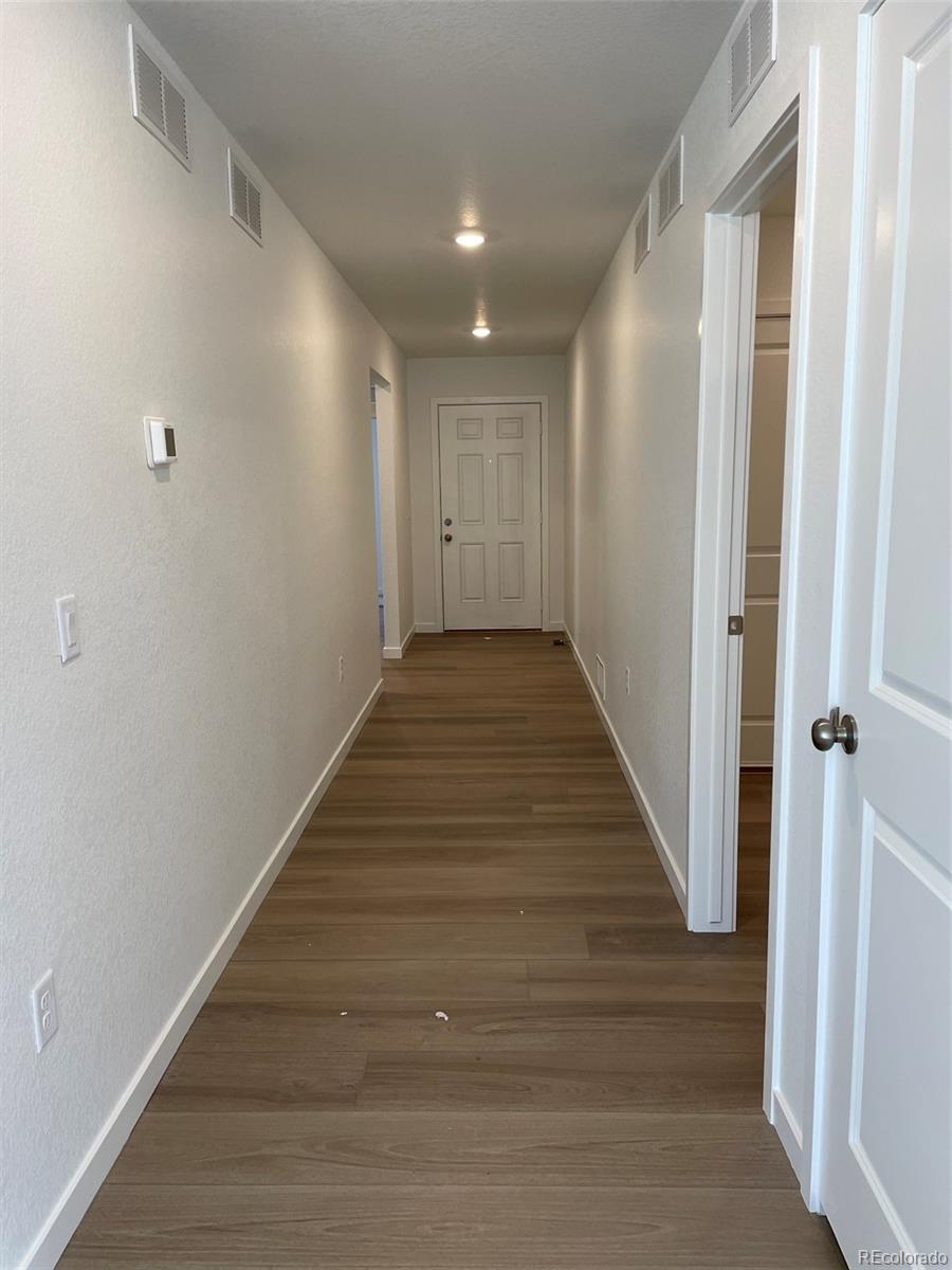 21966 E 39th Place