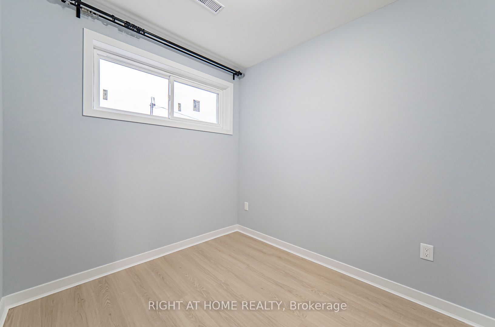 250 Beechy Dr Main Fl