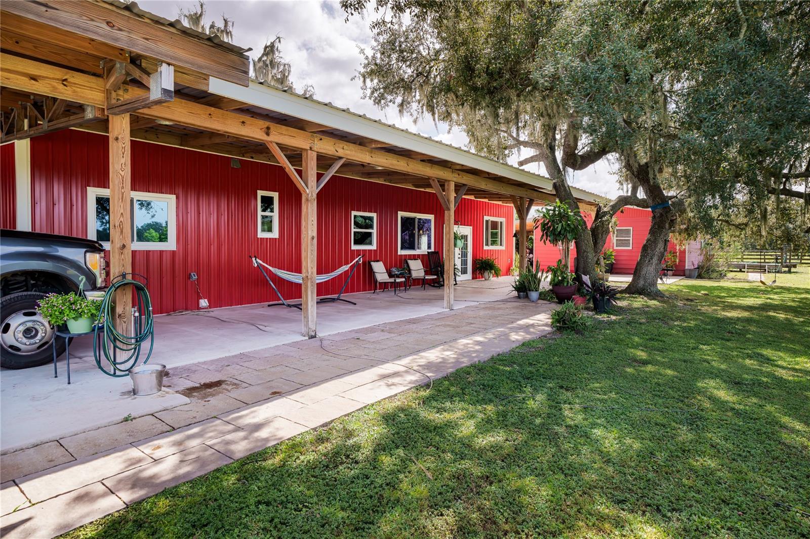 1126 & 1144 County Road 665