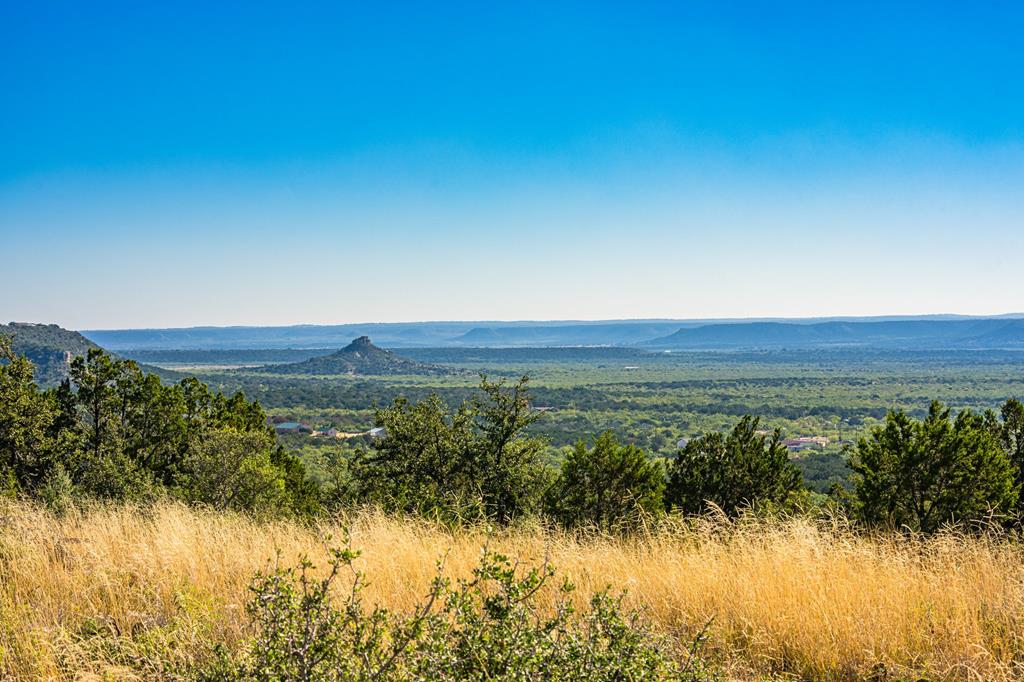 29 NE Big Draw Drive