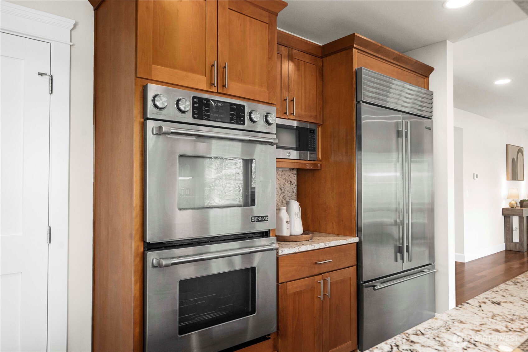 11028 E Riverside Drive