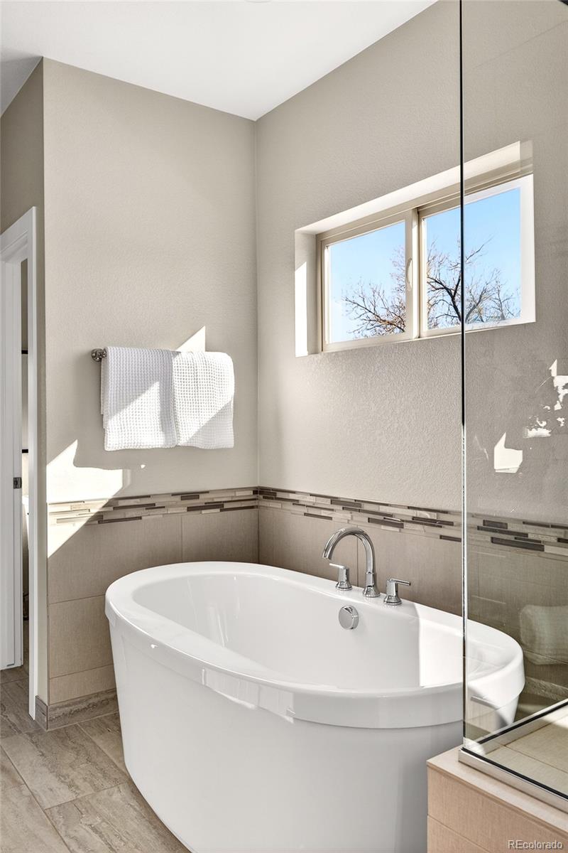 2051 S Gilpin Street