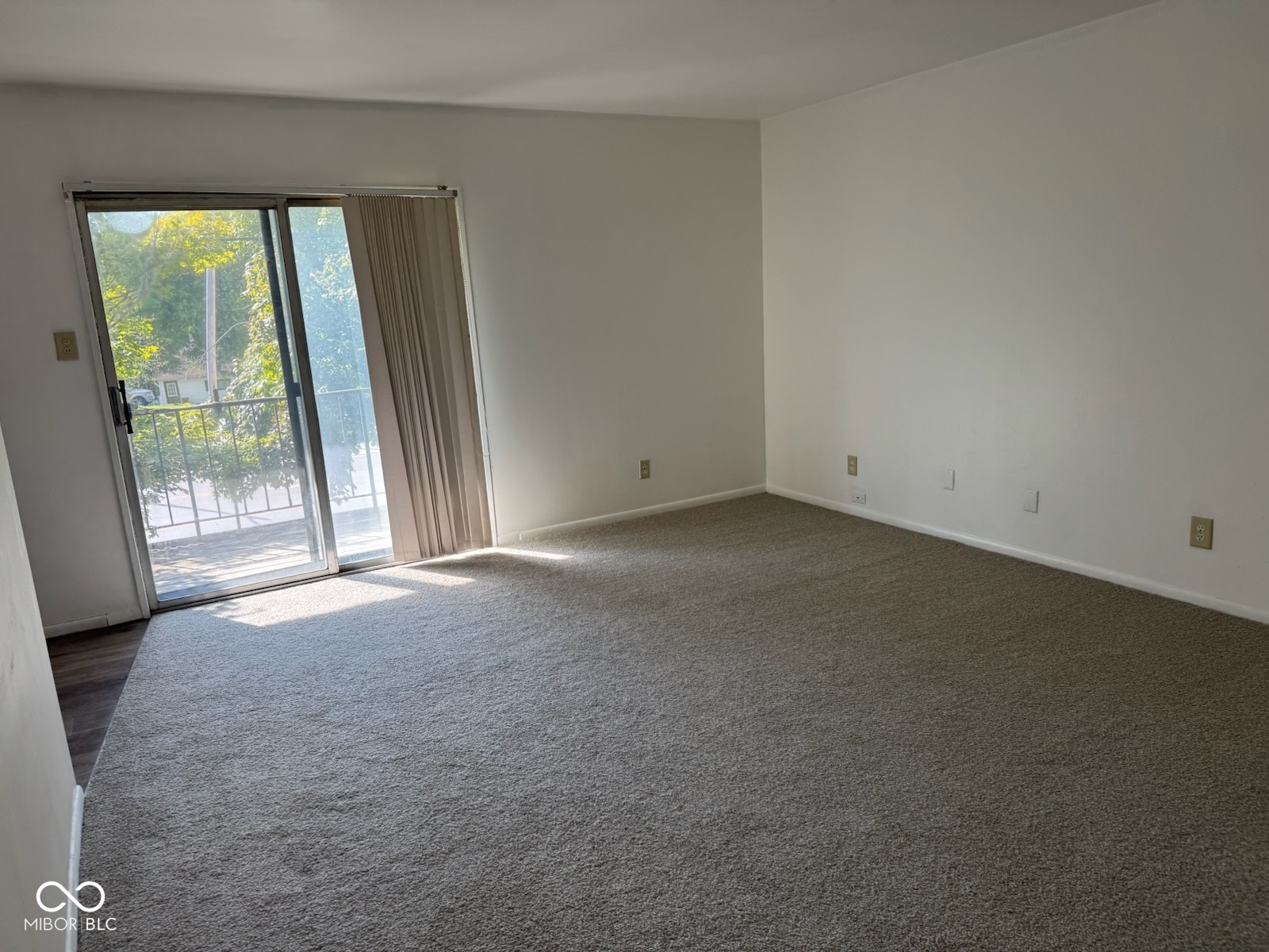 320 Elmead Court APT 2002