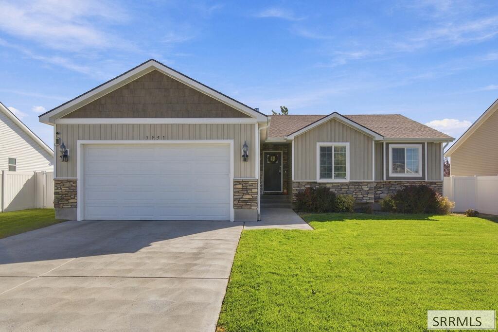 3951 Rich Lane