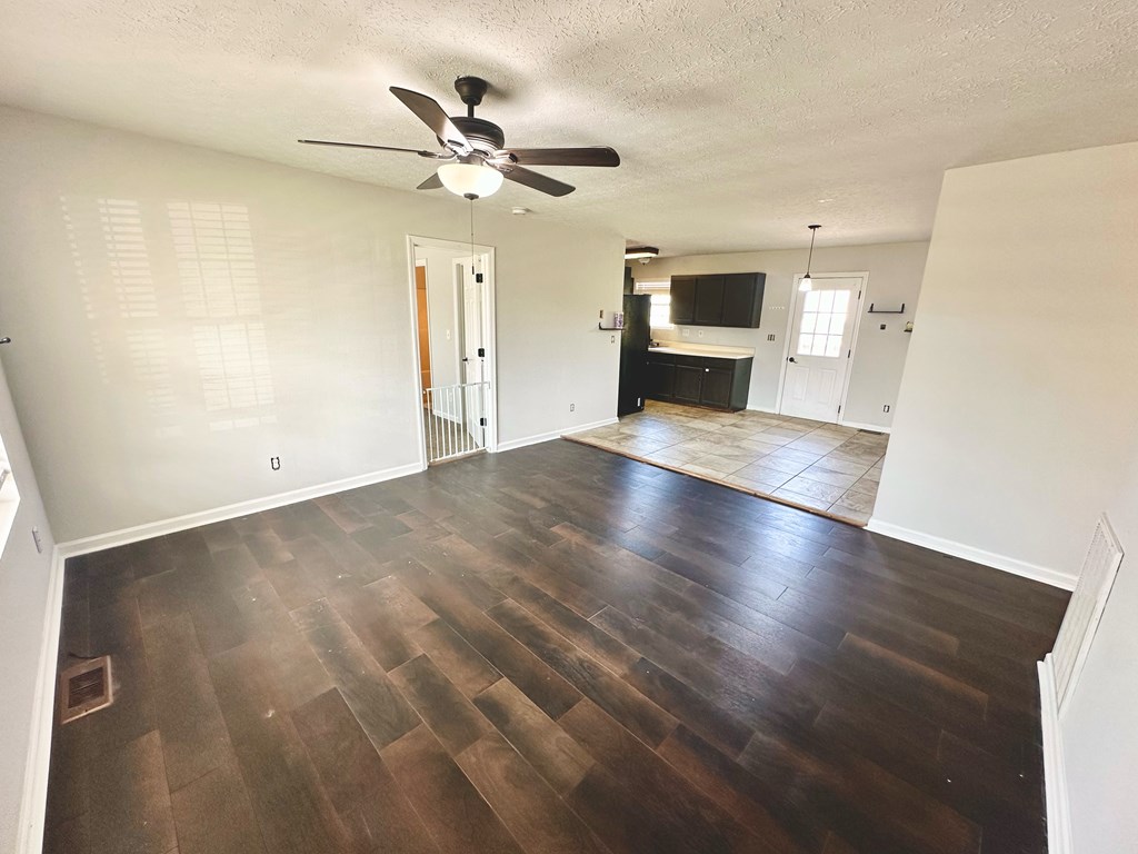 218 Cumberland Cove Dr.