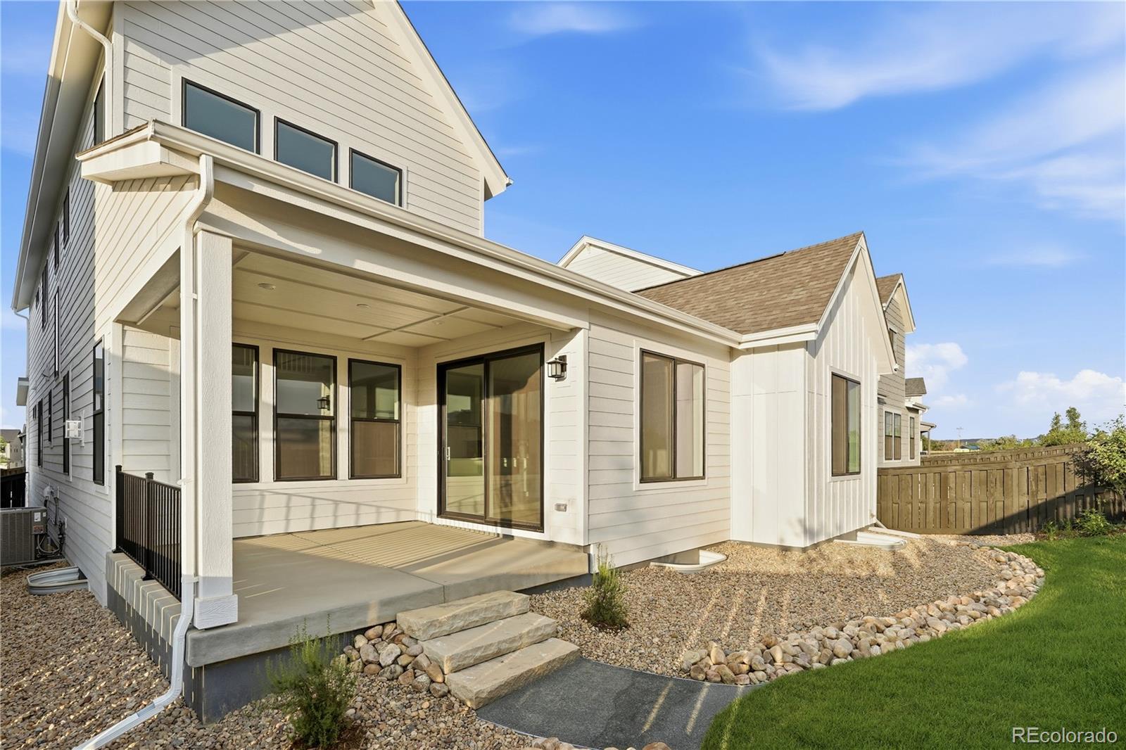 8770 Summerwalk Trail