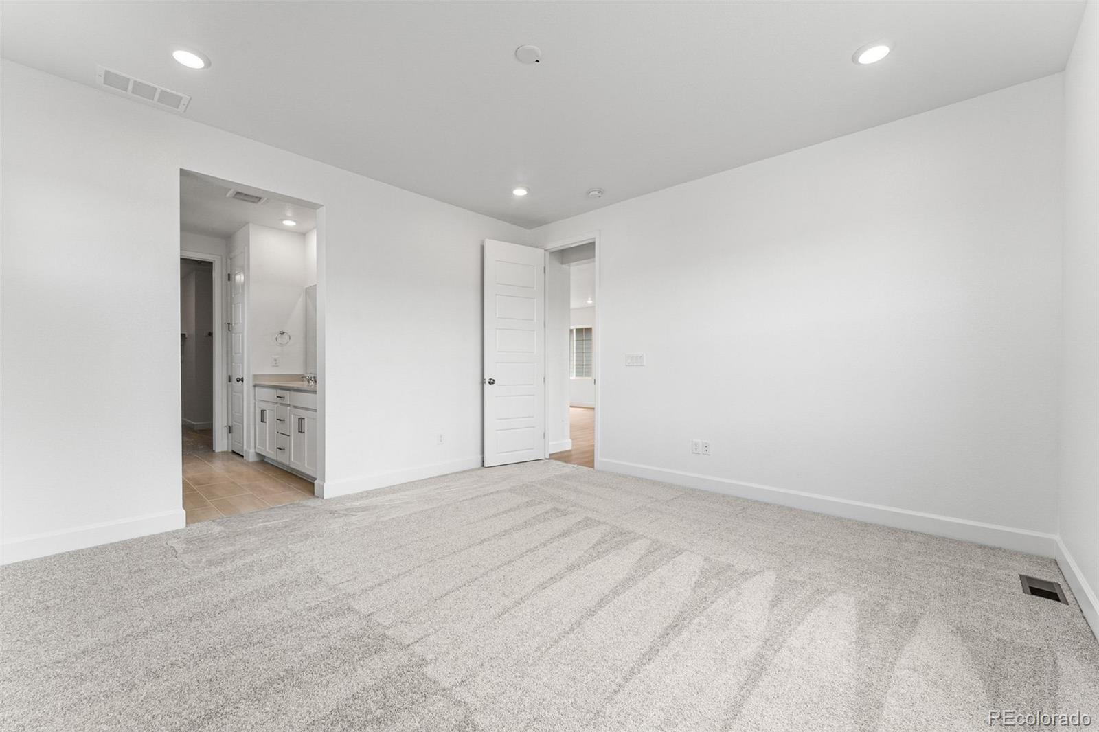16517 W 92nd Place