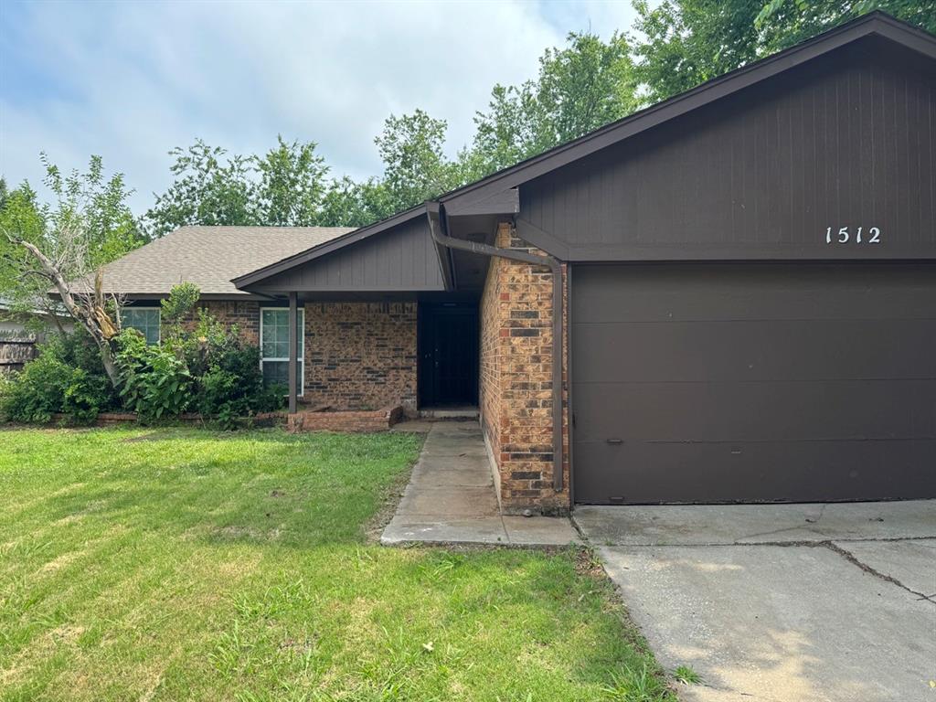This home is located in Kelly Park at Kelly Ave & 15th Street. 3 Bedrooms, 2 Bathrooms, 2 Car Garage